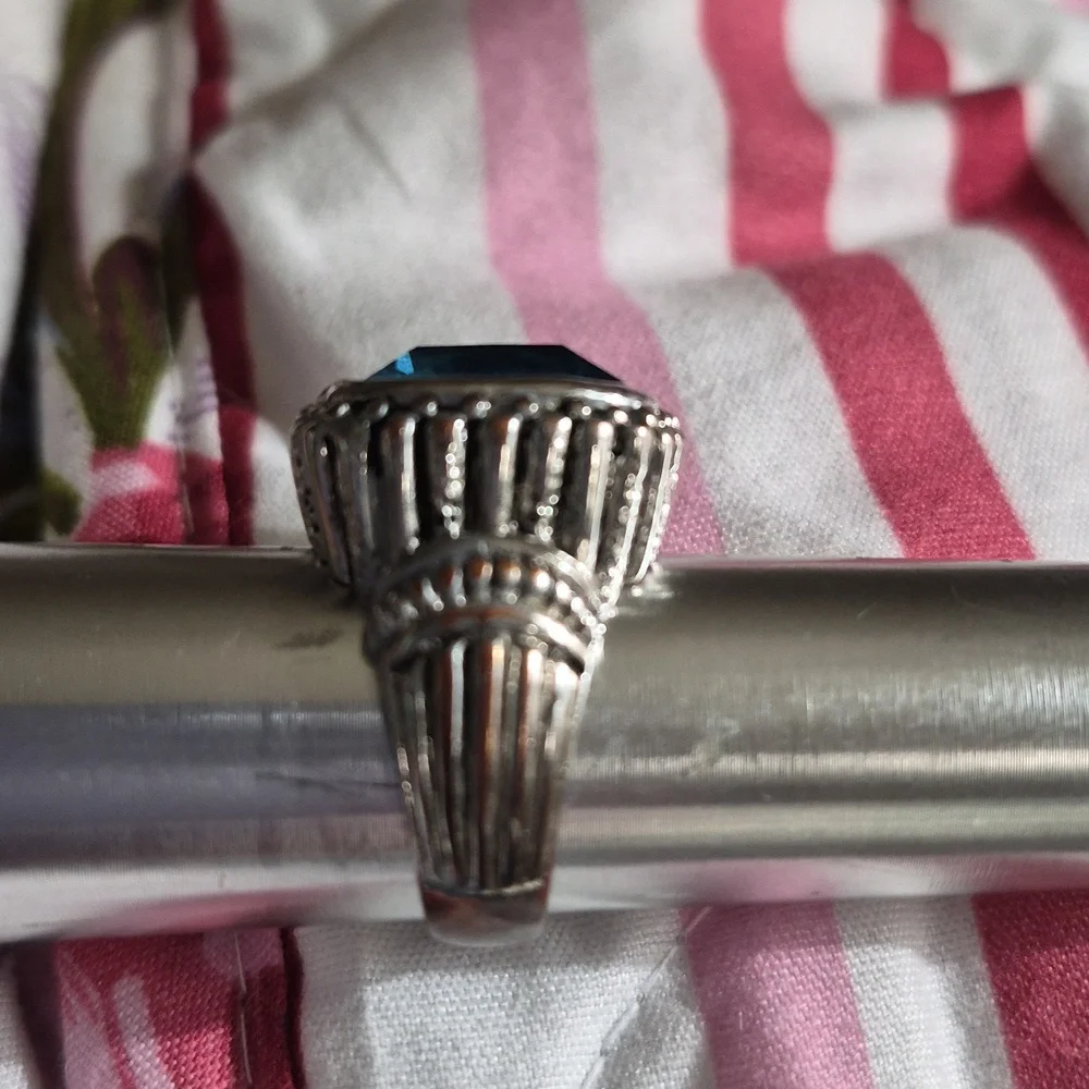 Vintage Checkerboard large Blue Topaz Chunky silver ring size 8